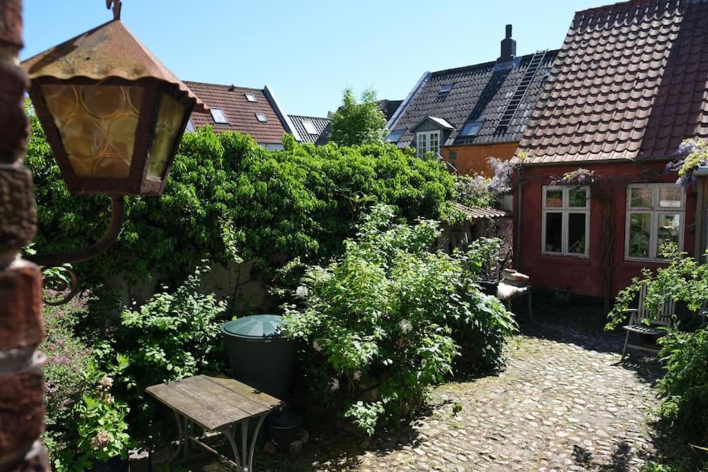 Quiet Room With A Lovely View Århus Exterior foto