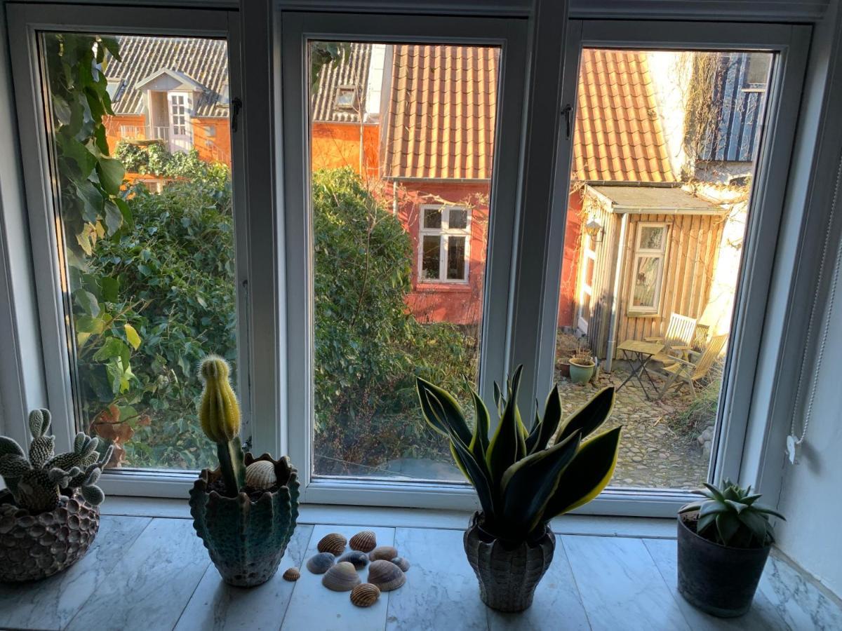 Quiet Room With A Lovely View Århus Exterior foto